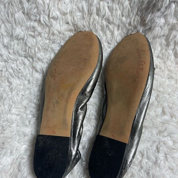 Sam Edelman Silver Flats - Picture 9 of 9